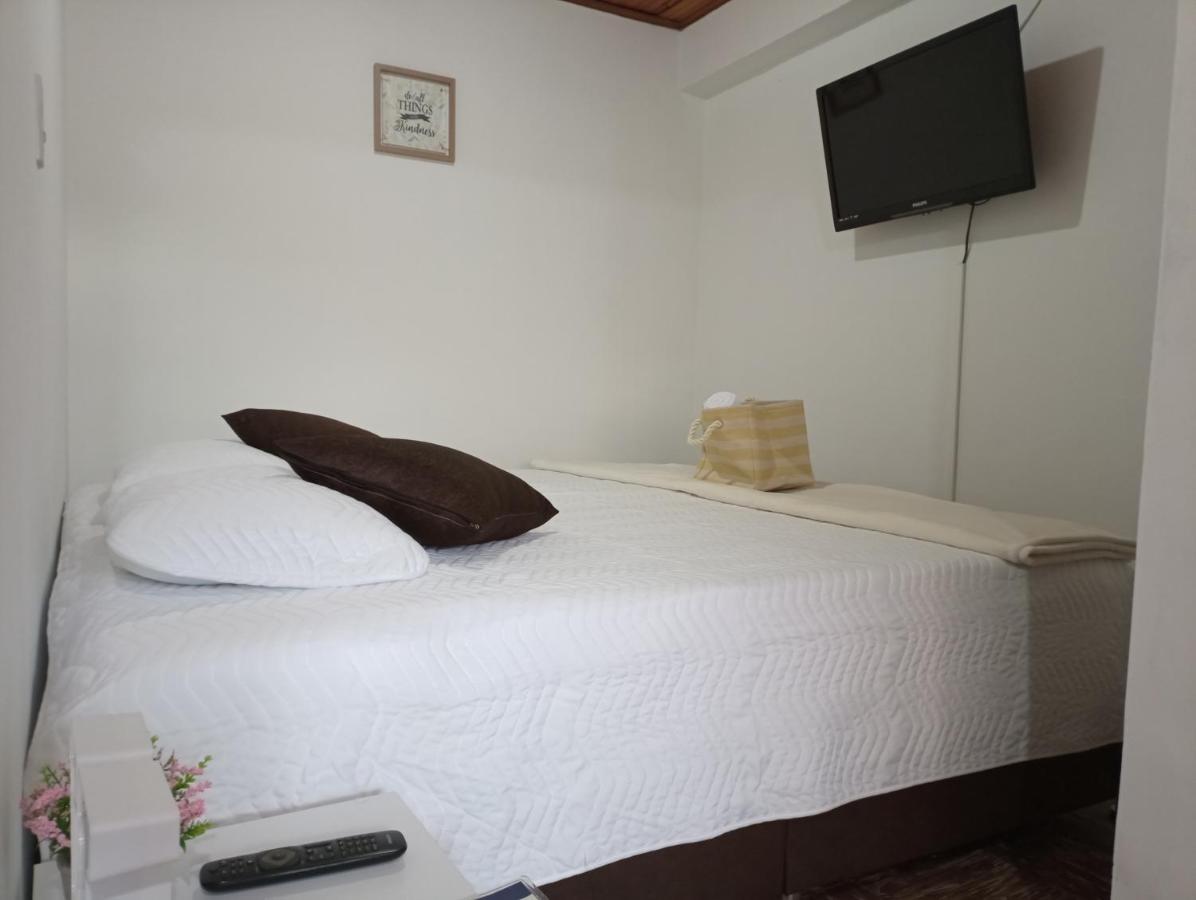 Komodo Alojamiento- Hostal Autoservicio, Ubicado Cerca Al Centro Historico - Bano Privado, Wifi , Cama 2X2 Y Agua Caliente Y Cocina Compartida Popayan Luaran gambar