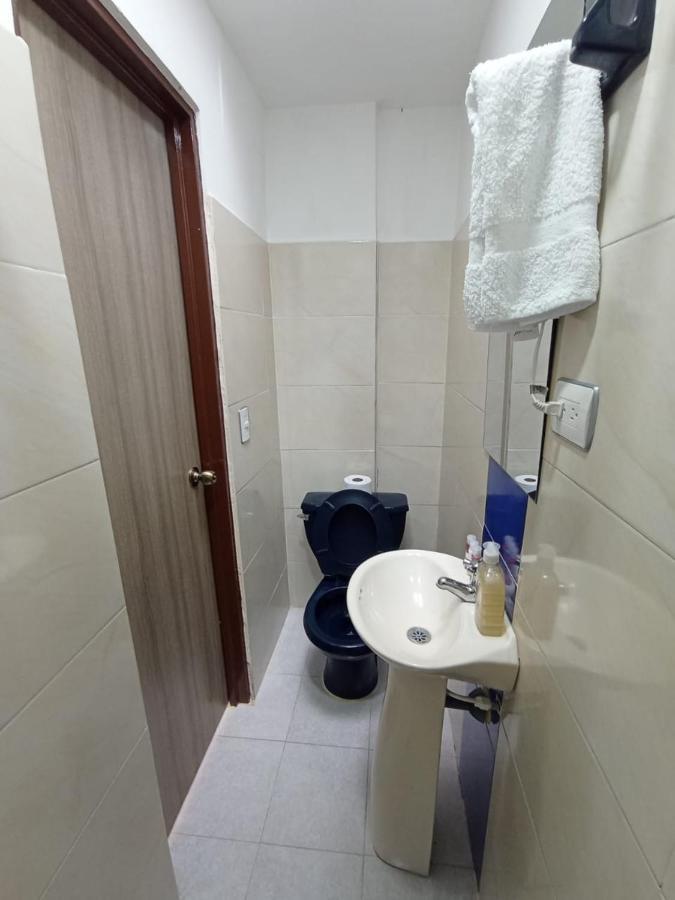Komodo Alojamiento- Hostal Autoservicio, Ubicado Cerca Al Centro Historico - Bano Privado, Wifi , Cama 2X2 Y Agua Caliente Y Cocina Compartida Popayan Luaran gambar