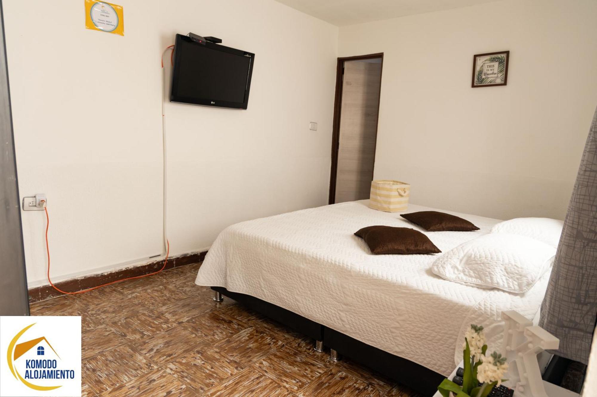 Komodo Alojamiento- Hostal Autoservicio - Ubicado Muy Cerca Al Centro Historico -Habitaciones Con Bano Privado, Wifi , Cama 2X2 Popayan Luaran gambar